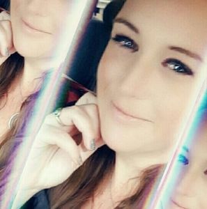 Meet your Posher, Kelli